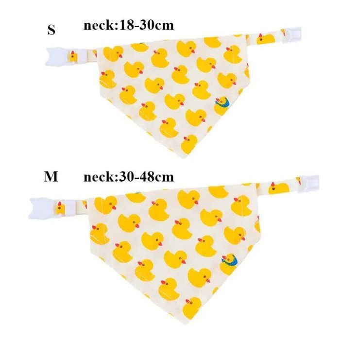 Two yellow rubber duck patterned bandanas, available in Small (neck: 18-30 cm) and Medium (neck: 30-48 cm), displayed on a white background (Product Name: 11880-a5ab99.jpg).